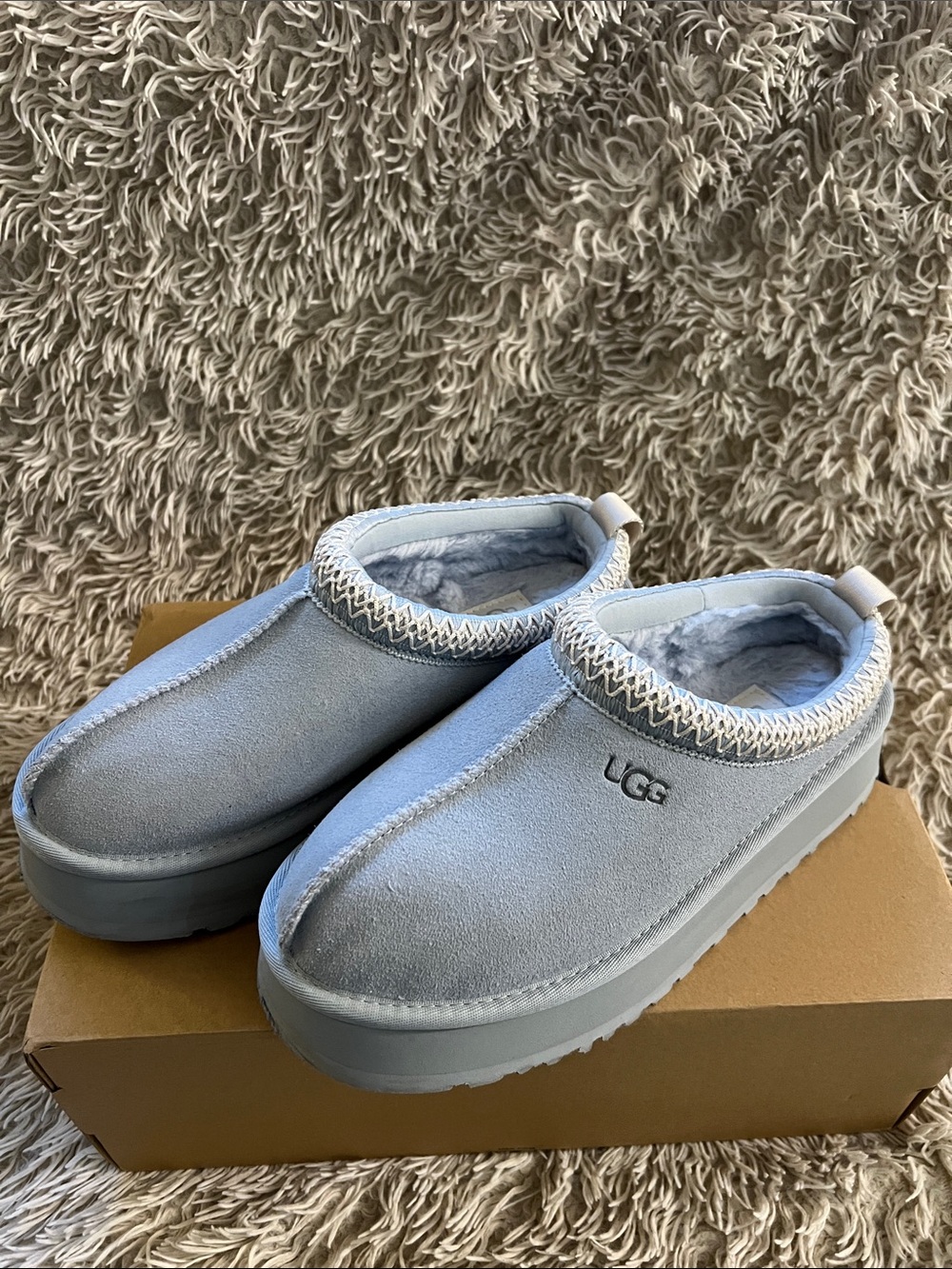 UGG Tazz Light Blue Cozy Slip-On Clogs